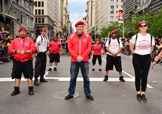 mundohentaiofical - Guardian Angels in New York City